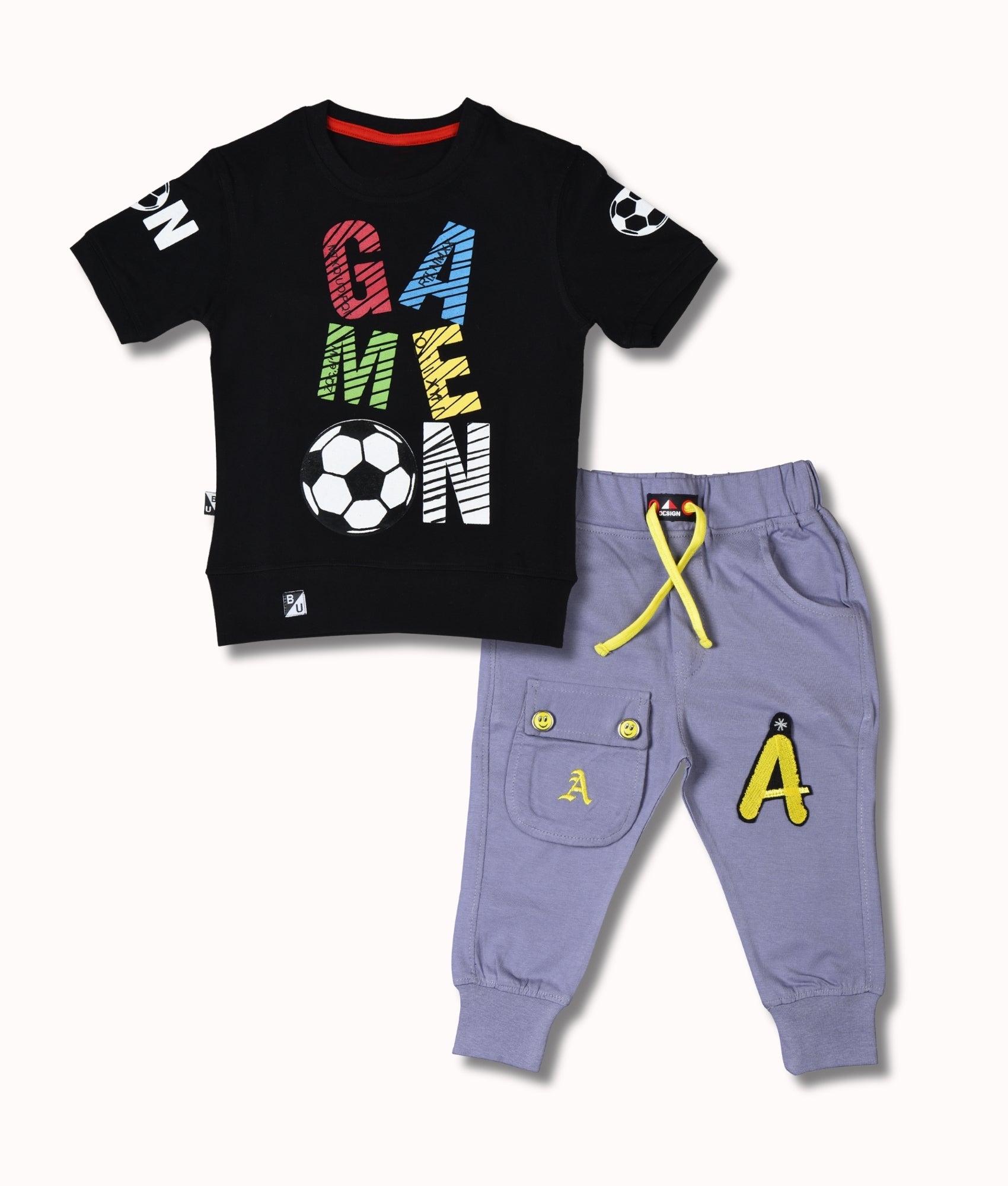 Boys T-shirts & Joggers Set