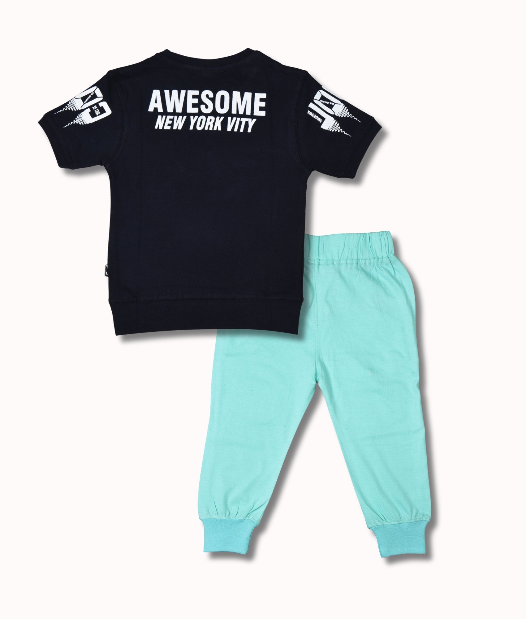 Boys T-shirts & Joggers Set
