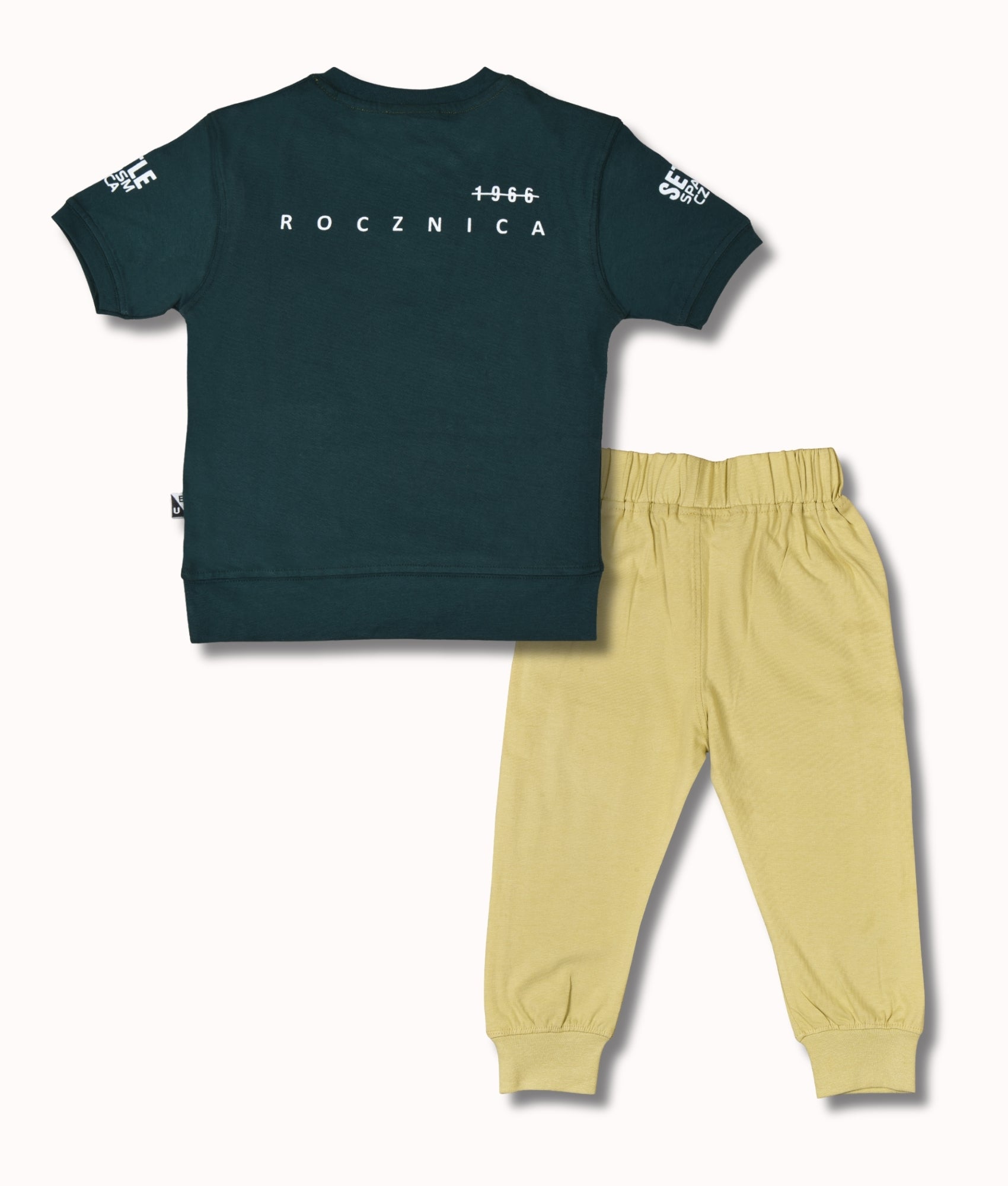 Boys T-shirts & Joggers Set