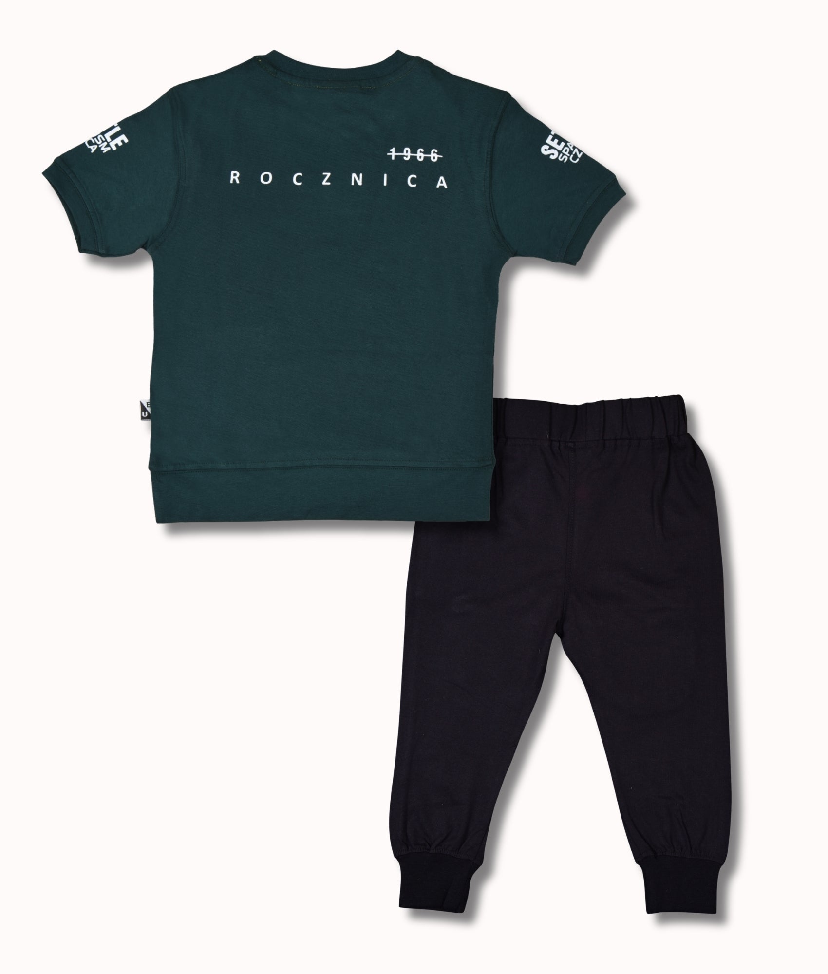 Boys T-shirts & Joggers Set